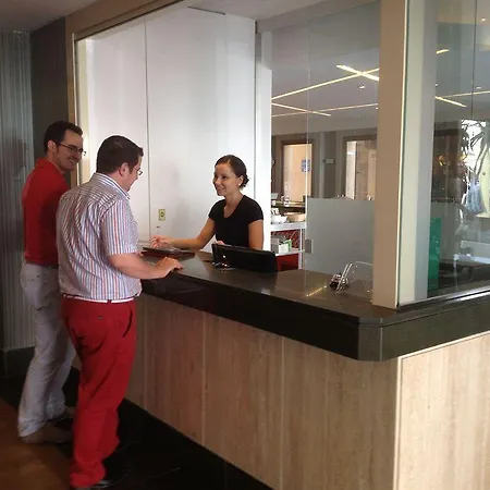 Realrent Aguadulce Hotel *